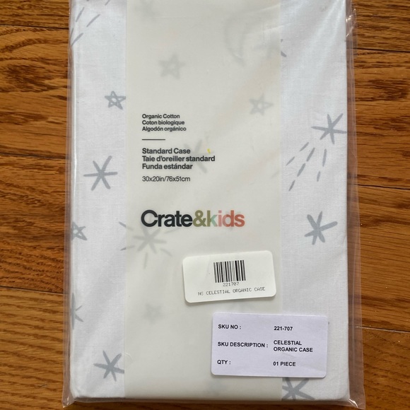 Crate and Barrel Kids Celestial Stars Organic Pillow Case NWT 2pc Lot. - Picture 1 of 2